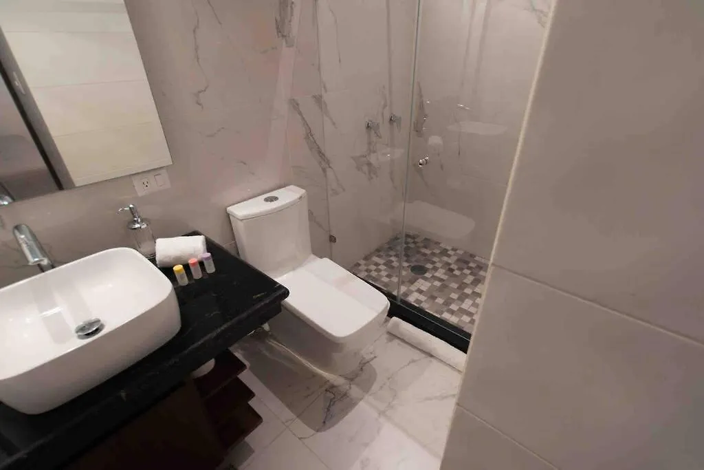 Semesterbostad Casa Moderna De 4 Pisos Con Rooftop Vista Al Mar Isla Mujeres