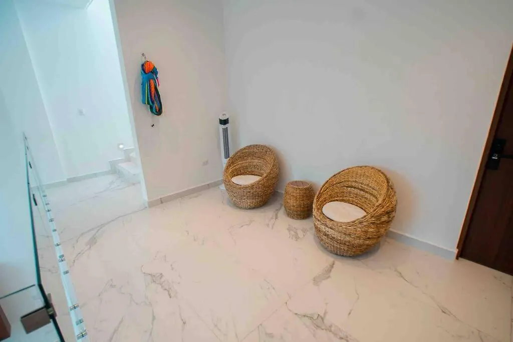 Casa Moderna De 4 Pisos Con Rooftop Vista Al Mar Isla Mujeres Meksyk