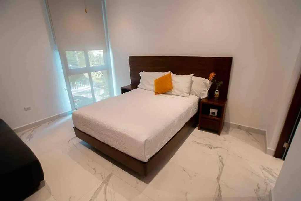 Casa Moderna De 4 Pisos Con Rooftop Vista Al Mar Isla Mujeres Holiday home