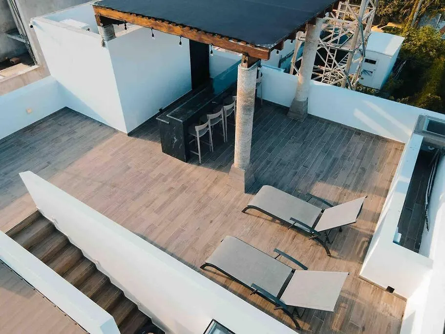 Casa Moderna De 4 Pisos Con Rooftop Vista Al Mar Isla Mujeres 0*,