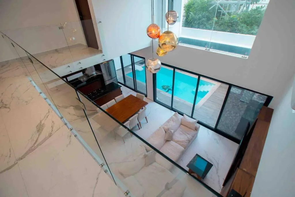 Casa Moderna De 4 Pisos Con Rooftop Vista Al Mar Isla Mujeres 0*,