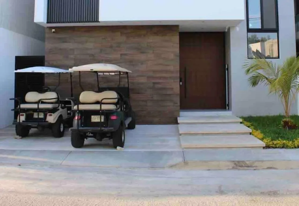Casa Moderna De 4 Pisos Con Rooftop Vista Al Mar Isla Mujeres Holiday home
