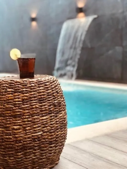 Casa Moderna De 4 Pisos Con Rooftop Vista Al Mar Isla Mujeres 0*,  Mexico